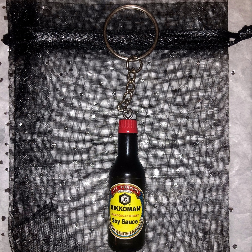🔑 3/$12 Zuru Mini Brands Keychain Soy Sauce